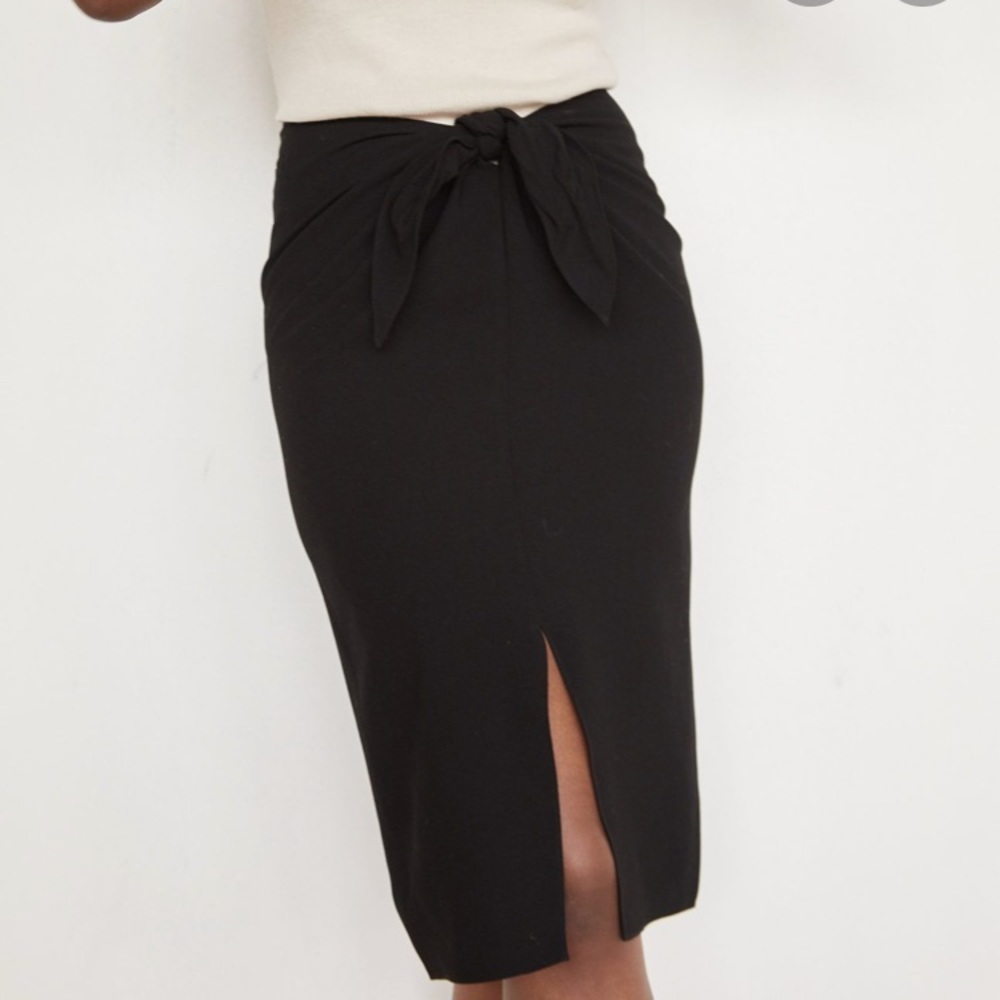 Jenni Kayne black crepe skirt